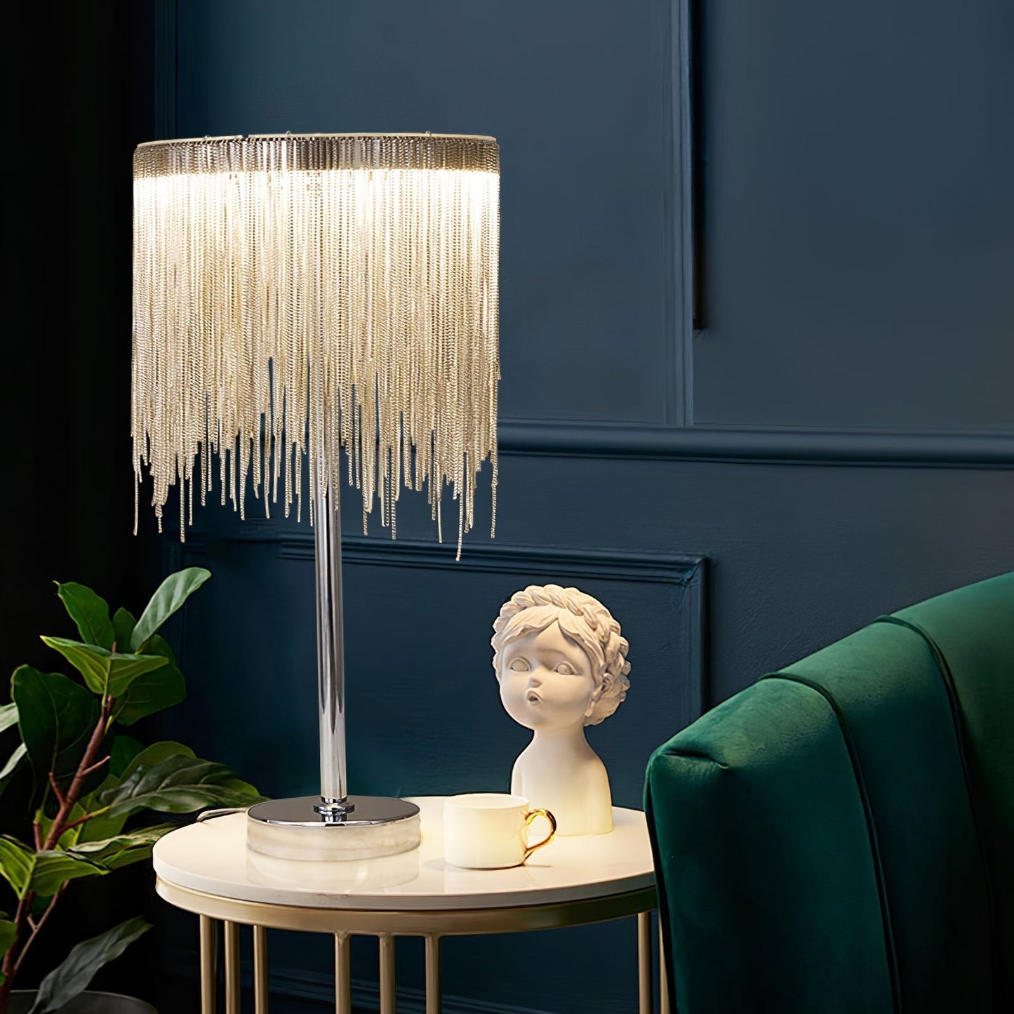 Cascading Chain Tassel Table Lamp