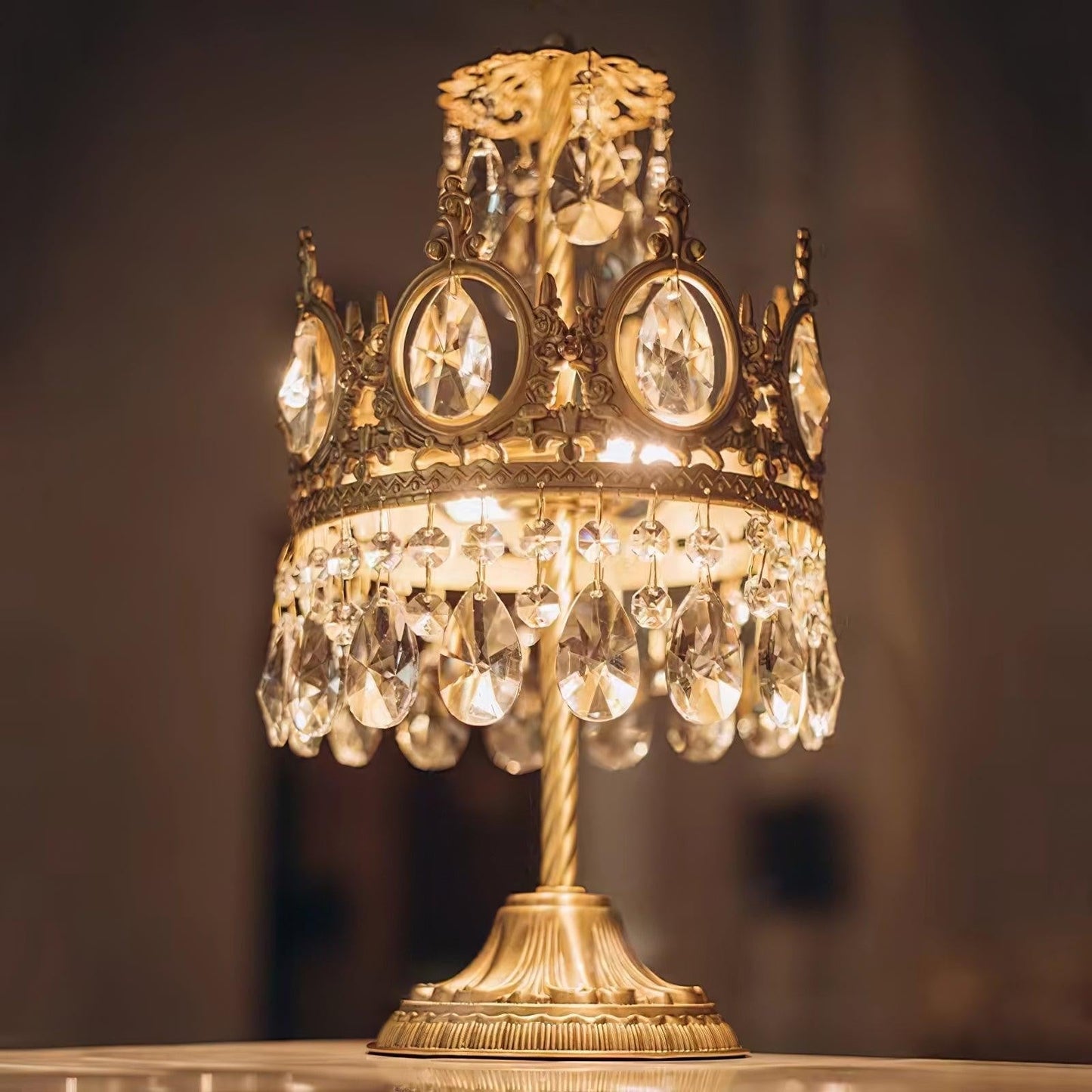 Classic Crystal Accent Table Lamp