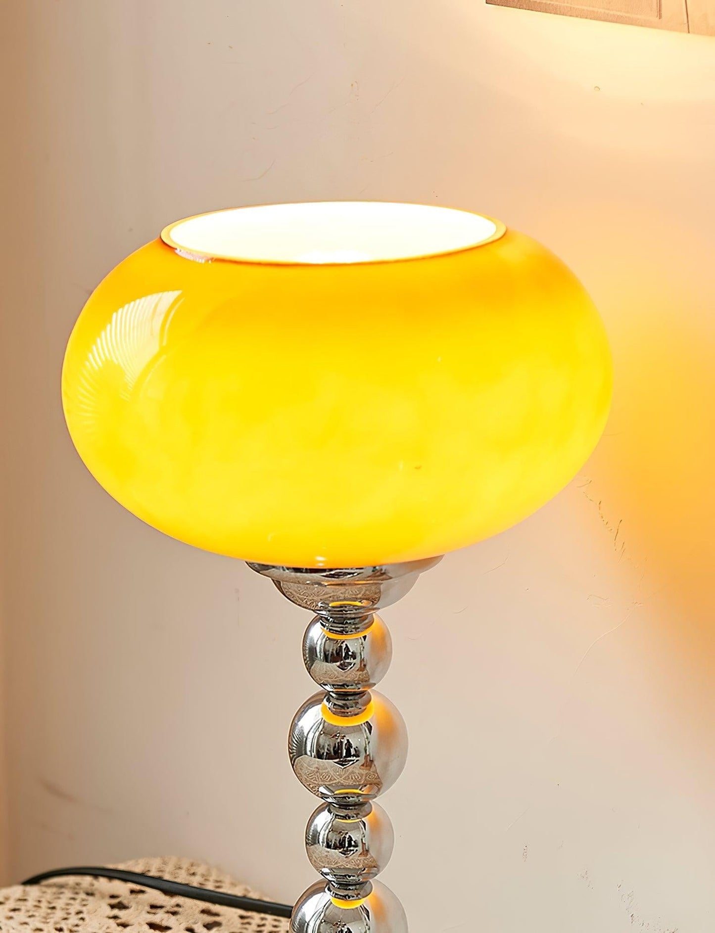 Oval Glass Accent Table Lamp