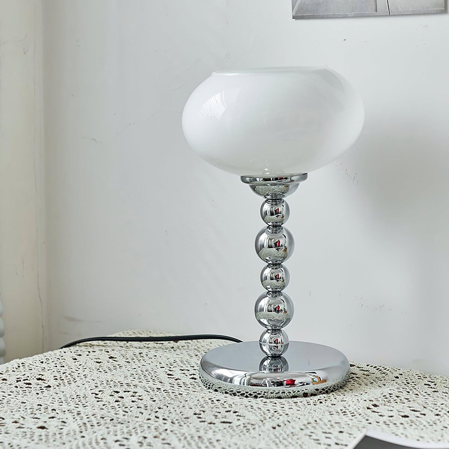 Oval Glass Accent Table Lamp