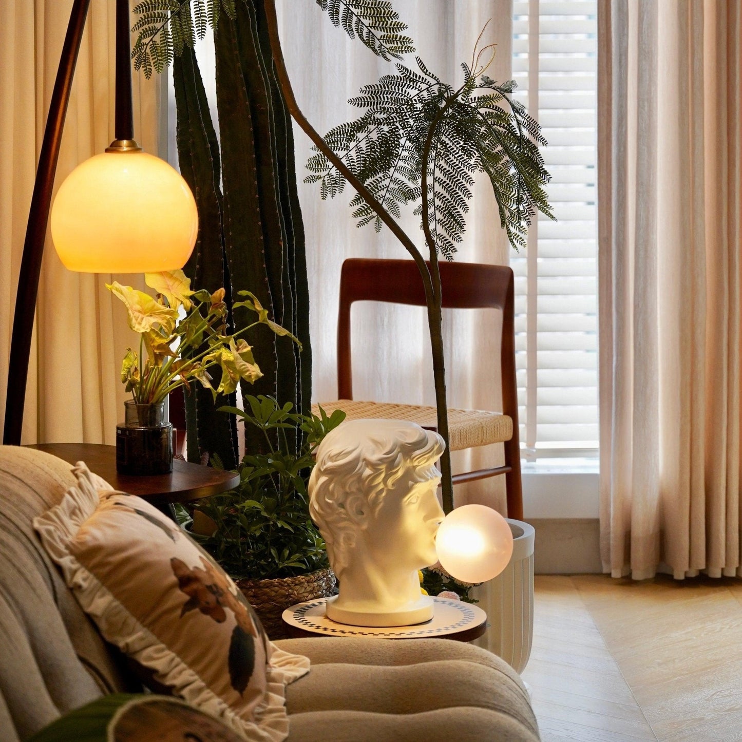 Playful Portrait Bubble Table Lamp